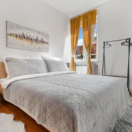 Exclusive In Centre * 布拉迪斯拉发